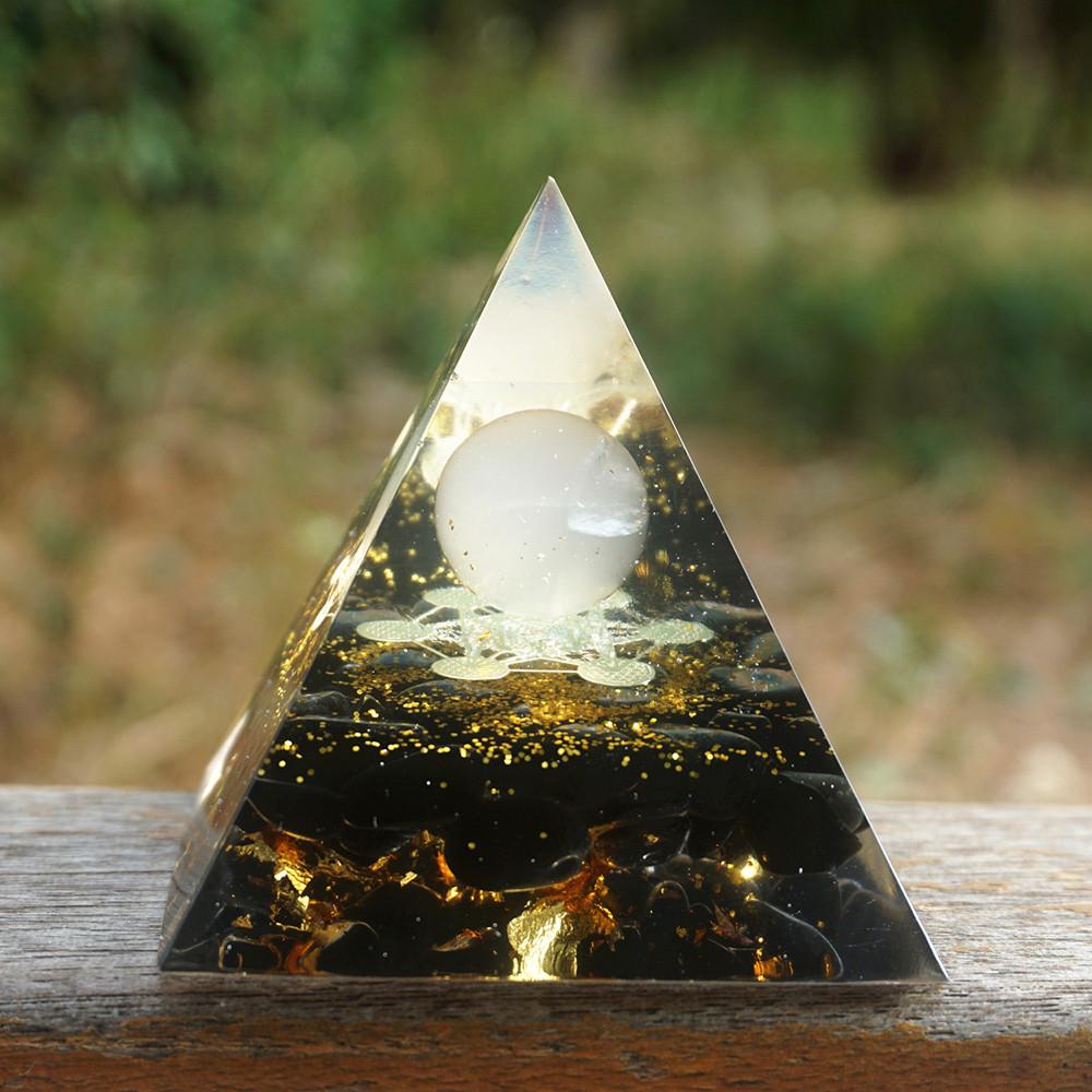 Amethyst Crystal Pyramid Healing Orgonite Chakra Energy Orgone Ornaments Home