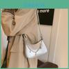 Pu Material Crossbody Bag For Women With Chain Detail And Zip Closure For Daily Use