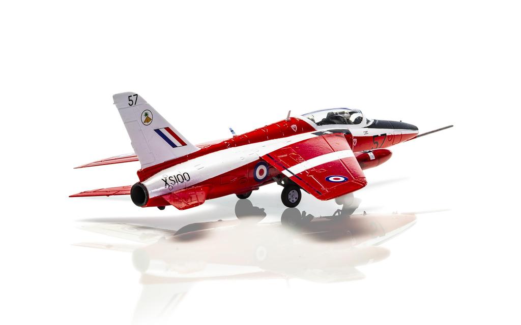 Airfix 1/72 Scale Royal Air Force Folland Gnat T.1 Plastic Model Kit X2105