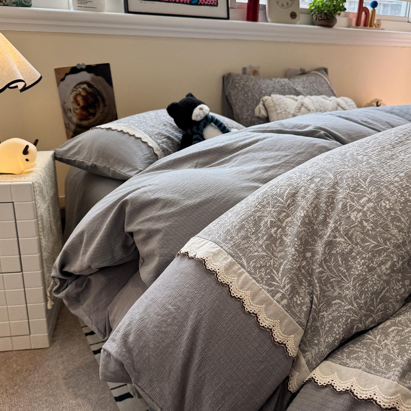 

Cloud Wrinkled Gauze Lace Four-Piece Set Princess Style Print Cute Student Dormitory Three-Piece Bedding 1.2m sheet 3pcs