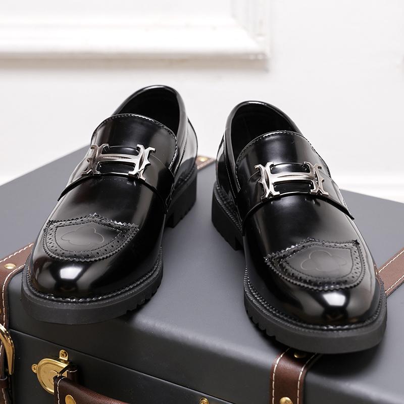 Vintage Men Buckle Loafers Shoes Bright Leather Comfortable Dress Wedding Fashion Party Shoe Mens Business Oxfords Slip-On Flats