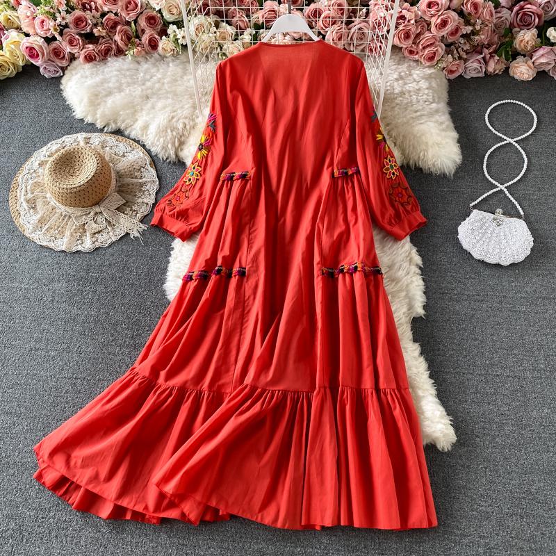 Vintage Women Dress Floral Embroidery Beach Dress Ladies Short Sleeve V-neck Cotton And Linen Boho Dresses Summer
