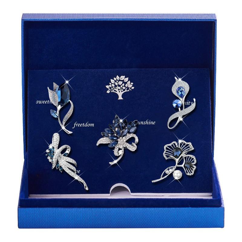 Elegant Floral Brooch Set Women Lightweight Luxury Pin Collection Stylish Accessory Office Date Night Gift