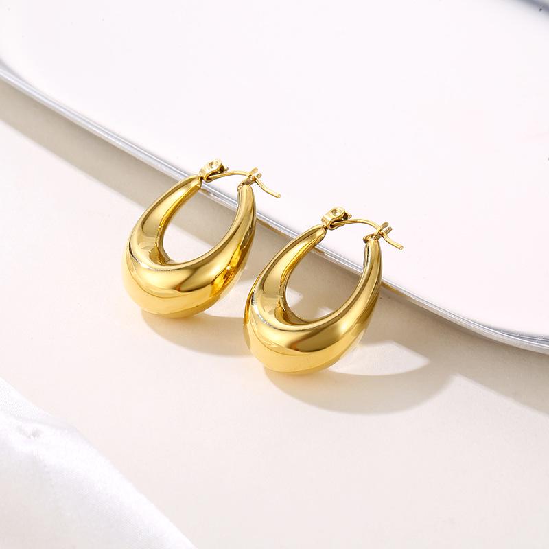 Elegant Oval Metal Hoops: European Retro Stainless Steel Earrings for Women