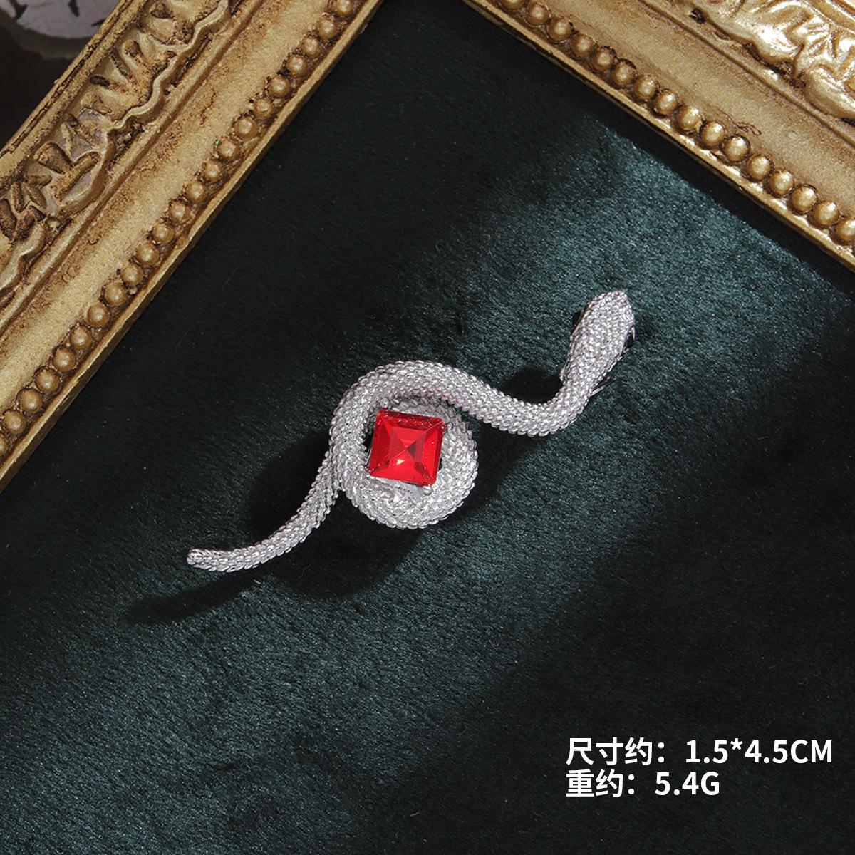 

Ретро брошь со знаком зодиака «Змея» Год Змеи Периферийный корсаж Эмаль Премиум-булавка Аксессуары для костюмов