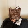 Women Fashion Mini Suede Pu Single Shoulder Underarm Small Bucket Handbag