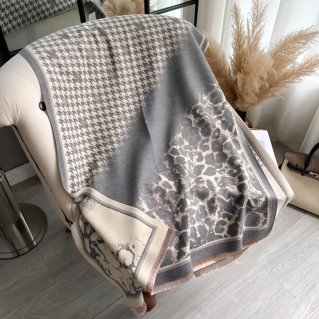 Luxury Leopard Print Scarf For Women Warmer Winter Cashmere Pashmina Scarves Shawls Female Thick Blanket Wraps Foulard