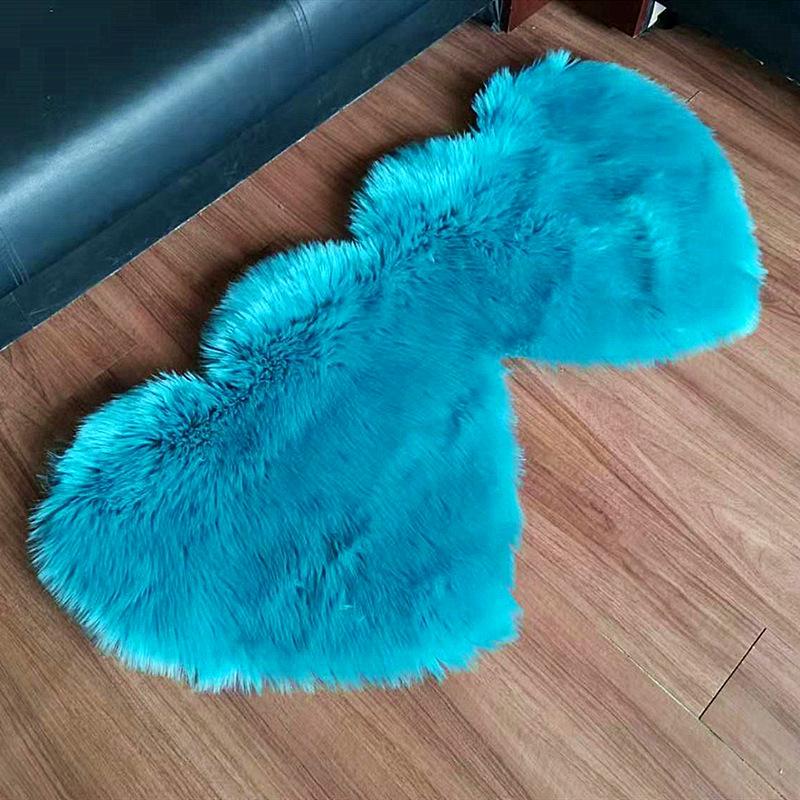 Double Heart Plush Imitation Wool Floor Mat for Living Room or Bedroom