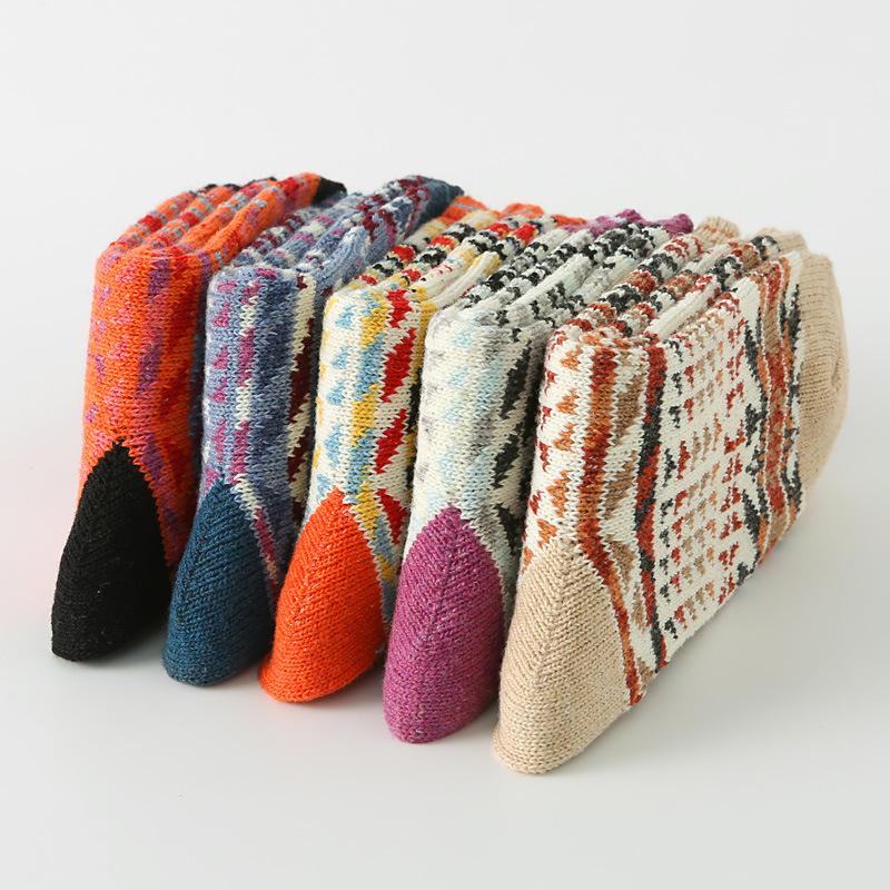 5/10 Pairs Comfortable Casual and Versatile Autumn Winter Thickened Warm Women's Socks Wool Socks Ethnic Style Retro Women's Thick Knit Socks