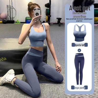 Abiti e completi – Abbigliamento sportivo