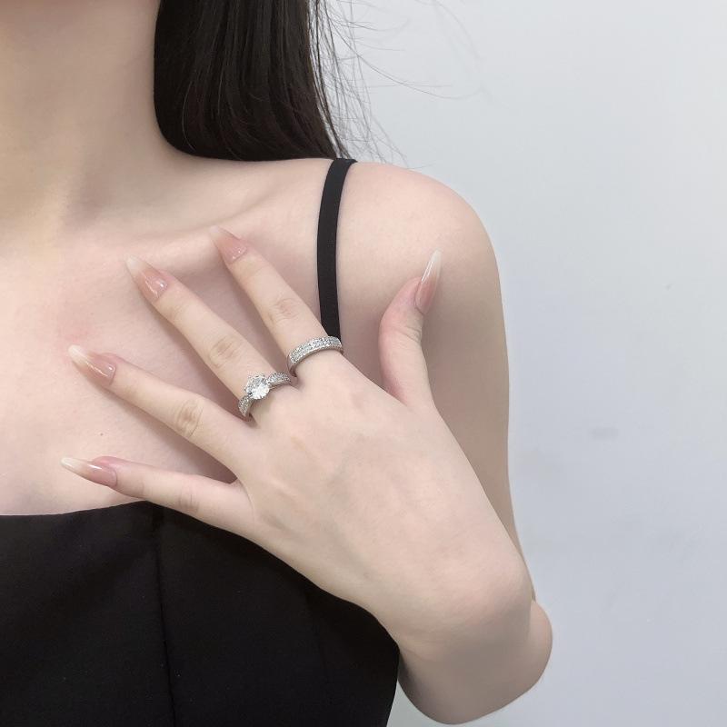 

Eight Hearts And Eight Arrows Zircon Zircon Six-Claw Ring Female Wedding No. 6