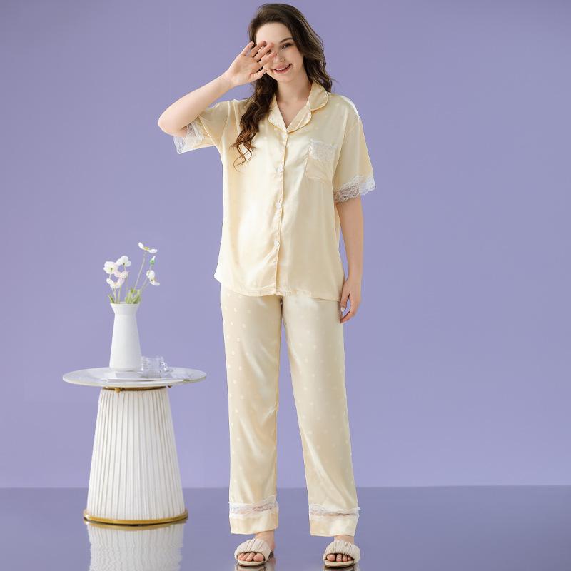 Cute And Simple Polka Dot Printed Pajamas Women'S Summer Cool Ice Silk Loungewear Short Sleeves And Trousers Can Be Worn Outside