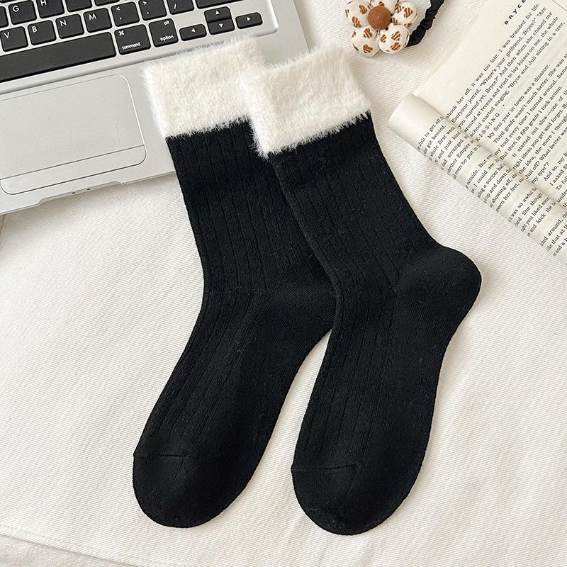 Women's Mink Fleece Thickened Warm Mid-calf Socks Color-blocked Design Japanese Style Versatile Autumn and Winter Lounge Socks