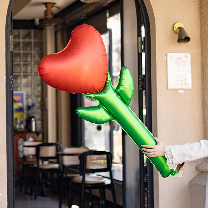 Large Heart-shaped Flower Balloon Aluminum Film with Self-sealing Cap Love Foil Balloon for Wedding Valentine’s Day Party