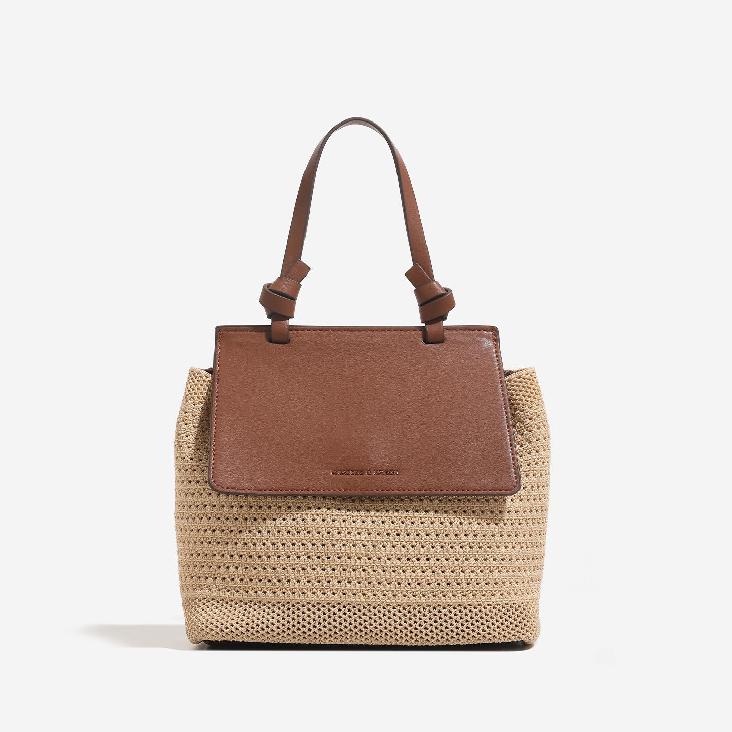 

New Beach Vacation Beach Woven Backpack for Women, Grass Woven Small Book Bag with Hollow Design, Single Shoulder Handbag бежевий