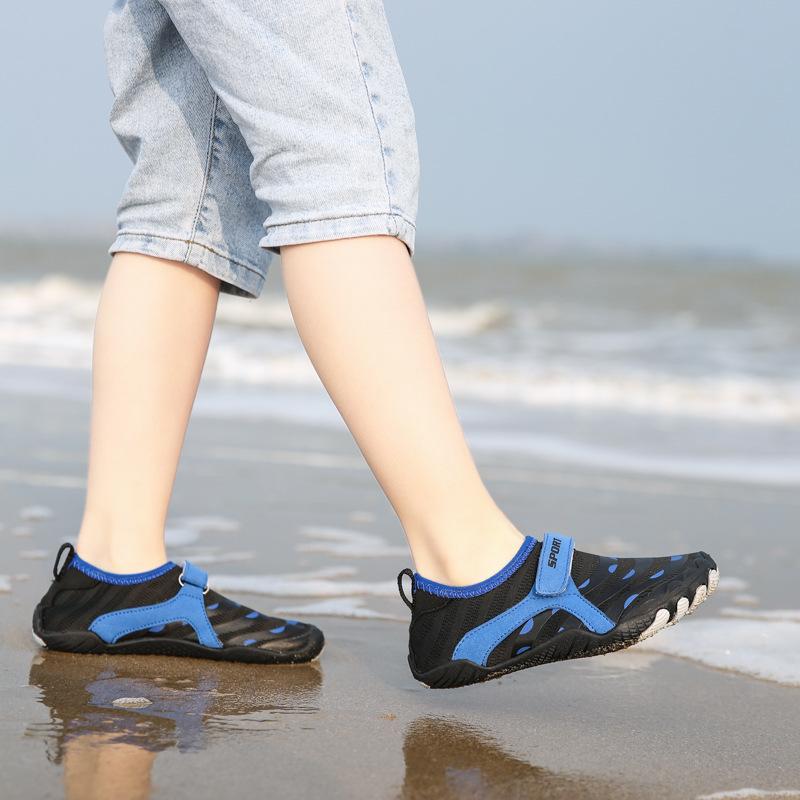 New children's creek shoes Velcro adjustable elastic lightweight breathable casual fashion non-slip wading shoes