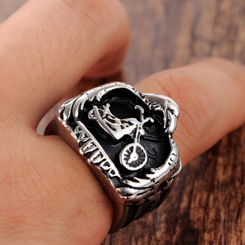 Herren Persönlichkeit Titanstahl Totenkopfring Punkring Herrenaccessoires