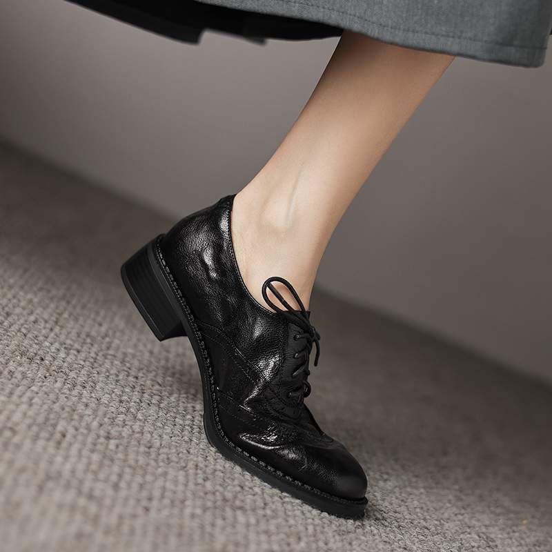 Krazing Pot Sheepskin Round Toe Thick Heels Autumn Lace Up Block Shoes Women Retro Fashion Pumps