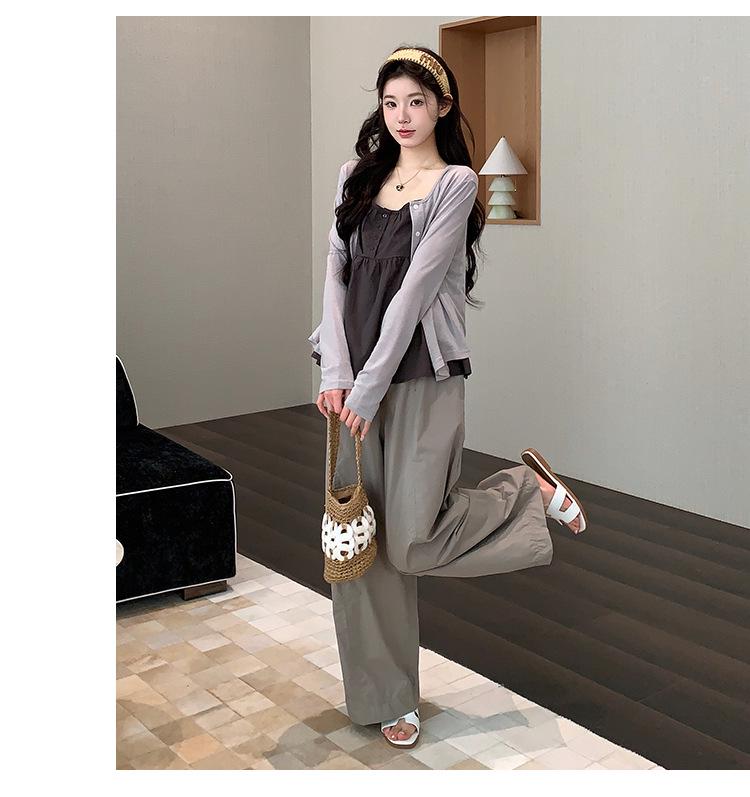 Trendiges Koreanisches Frühling/Sommer Outfit 2026: Leichter Cardigan, altersloses Top & Weitbeinige Hose