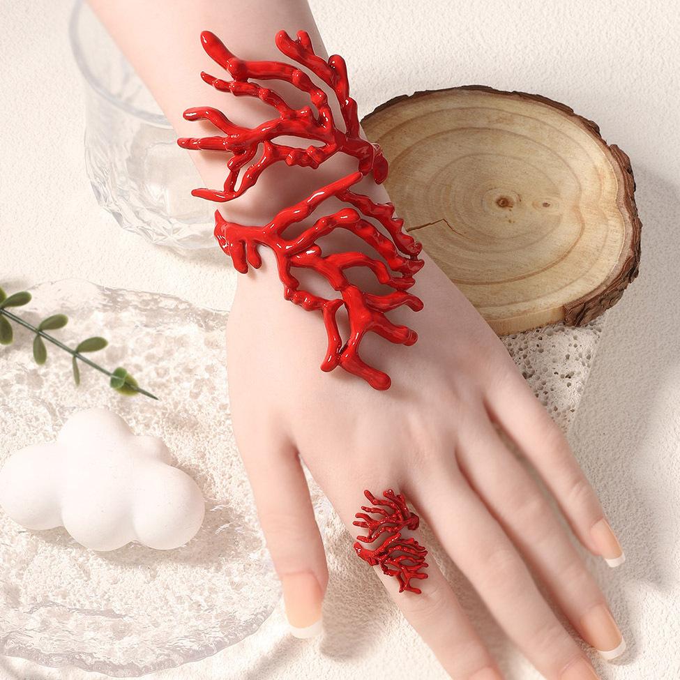 New Irregular Hip Hop Red Alloy Bracelet Ring Combination Set, Fashion Creative