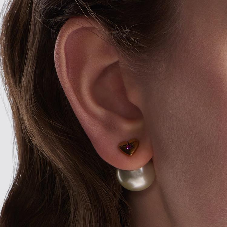 Dior Heart Pattern Metal Earrings Women earrings Gold White E3292WOMCY
