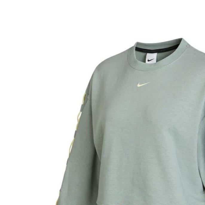 Nike Sweatshirts Women's Green Crew Neck Moderate Other DX0003-330
