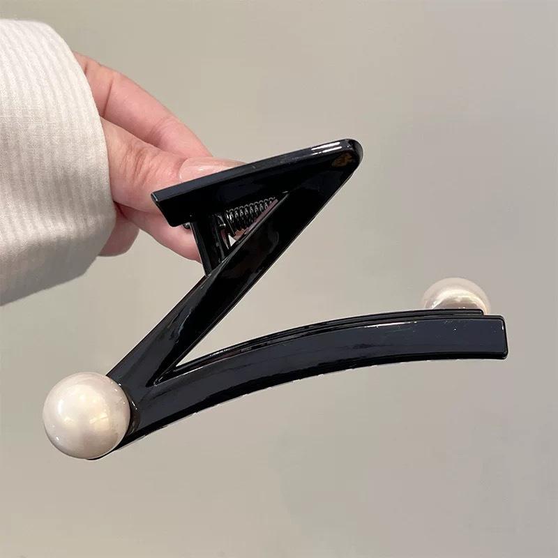 Korean Style Polka Dot Bow Shark Hair Clip - Elegant & Versatile
