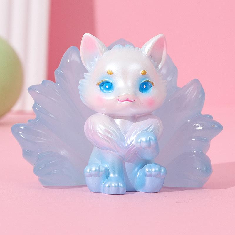 

Креативный мультфильм Nine Tailed Fox Series украшения милые светящиеся настольные украшения автомобиль смоляные поделки подарок на день рождения для девочки