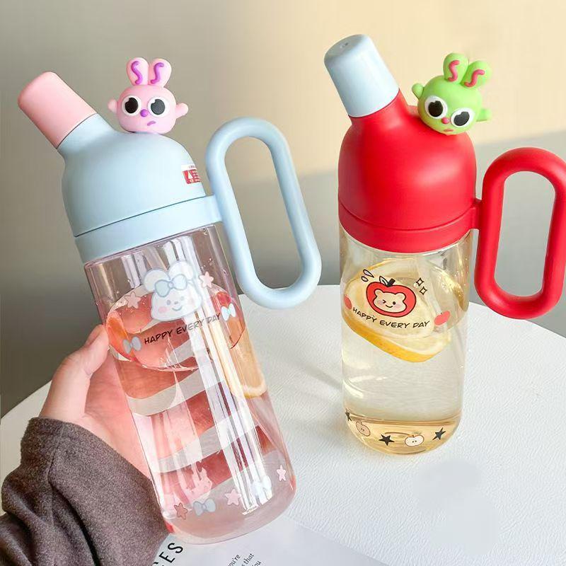 Ura-ra Cartoon Handle Straw Cup: Portable Plastic Cup for Kids' School and Travel