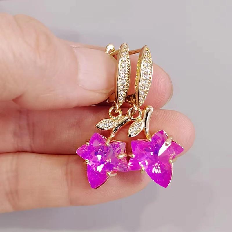 Korea Pink Zircon Maple Leaf Drop Earrings for Women Fashion Gold Color Earring Jewelry Wedding Party Accessories