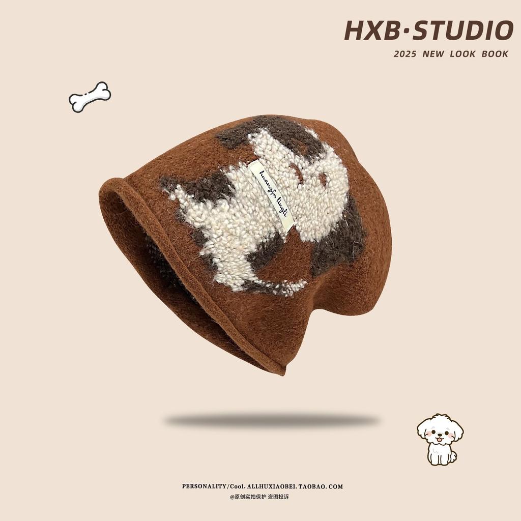 Cute puppy-themed knitted beanie with drawstring, a fashionable and versatile winter hat for women, perfect for keeping warm in autumn and winter