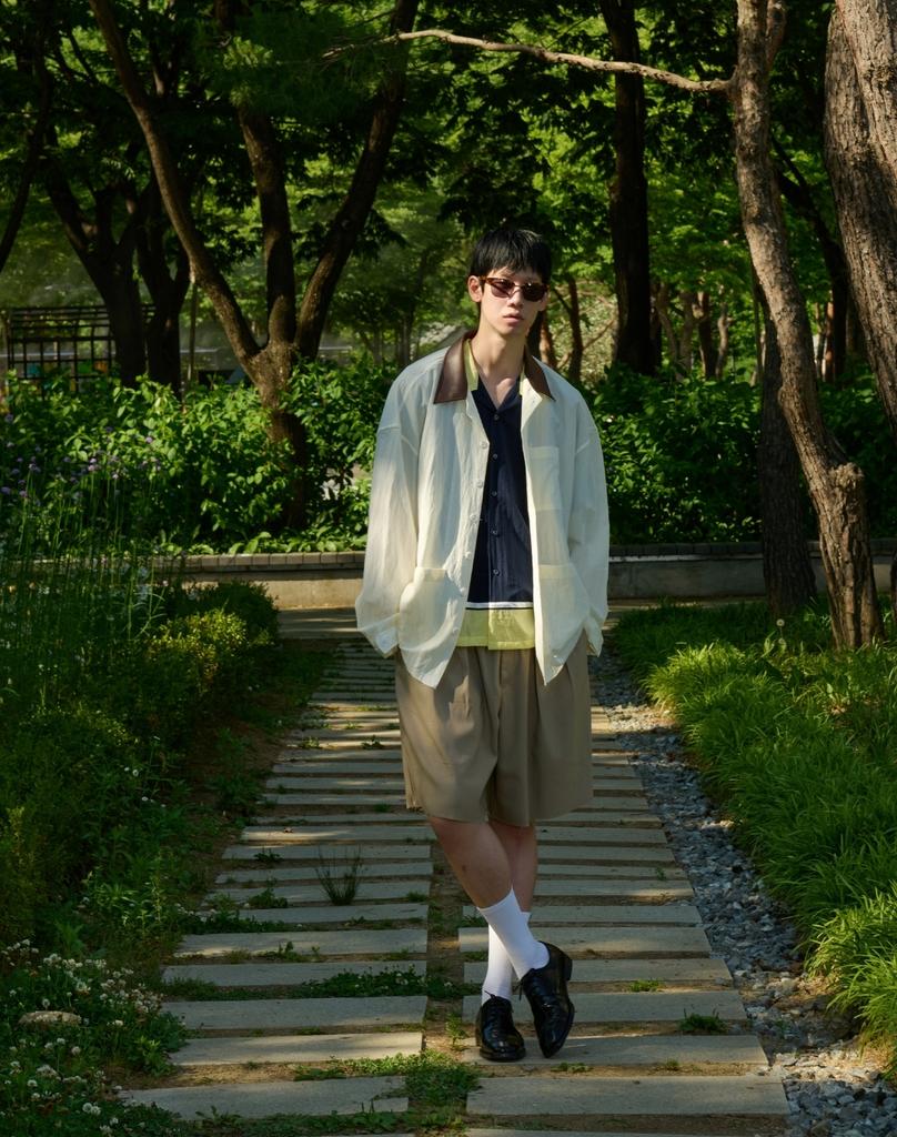 Ordinary People Re : Leather Collar French Shacket [White]