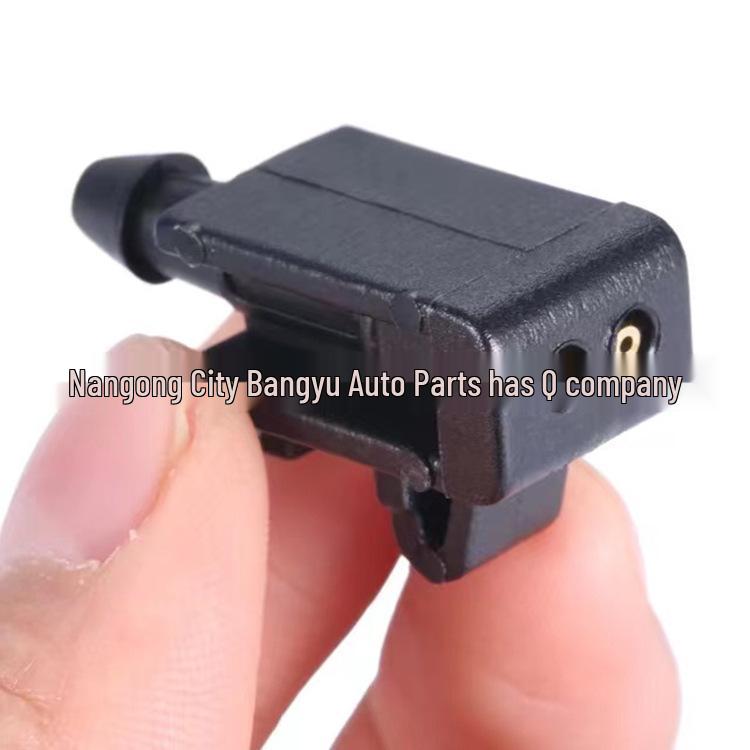 Renault Scenic/Megane Front Windshield Wiper Nozzle 8200082347