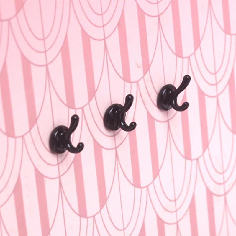 

3Pcs Doll House Mini Clothes Hat Hook Doll House Simulation Wall Hook чёрный