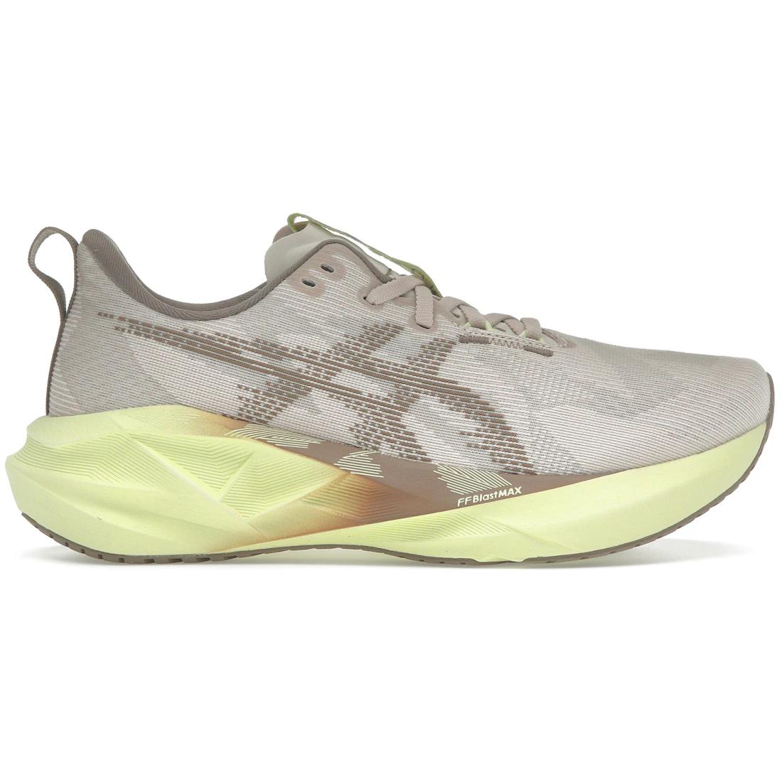 Sneaker ASICS Novablast 5 Mineral Beige Taupe Grey Women s1012B765-250 37 13979₽