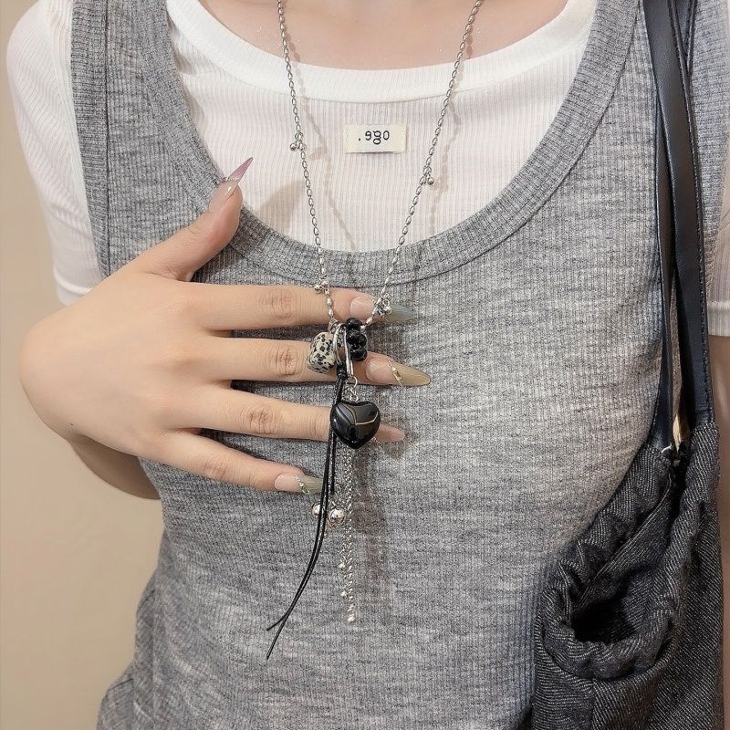 Stained Stone Heart Pendant Long Necklace Sweater Chain Women's Personalized Versatile Collar Chain Accessory