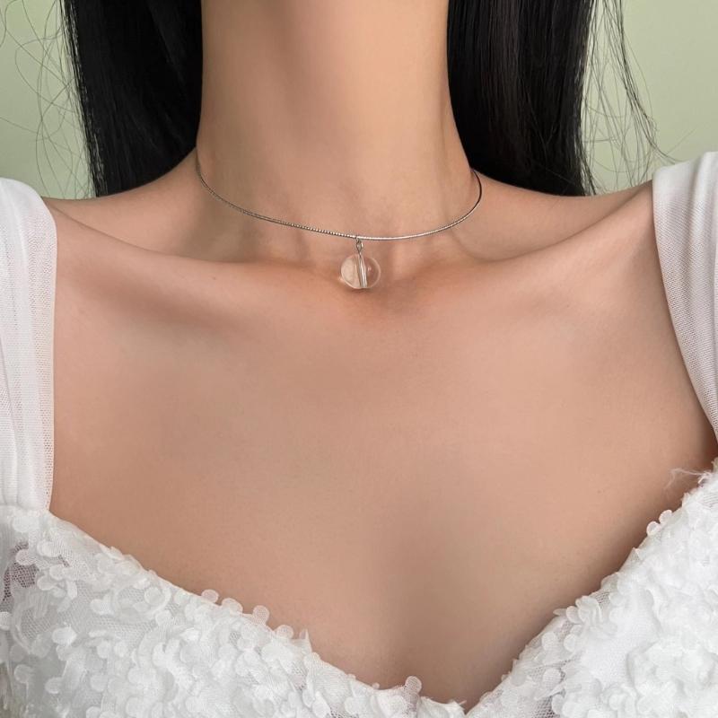 Fashion Acrylic Ball Pendant Metal Necklace for Women Hot Girls Harajuku Niche Necklace Sweet Cool Y2k Jewelry 2023