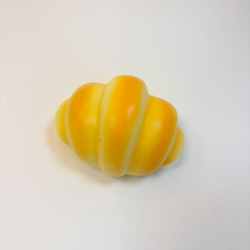 Xiaohongshu Inspired Durian Squeeze Toy - Slow Rebound, Super Soft, and Moist Turtle Bread Decompression Toy
