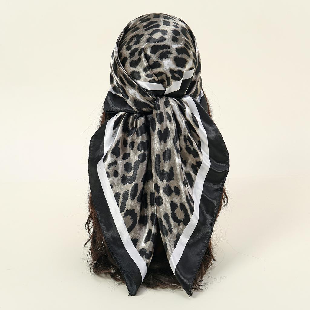 Leopard Print Silk Scarf Wrap For Designer Luxury  Kerchief Neck HeadHair Scarves Bandana Handkerchief Headscarf 90X90Cm