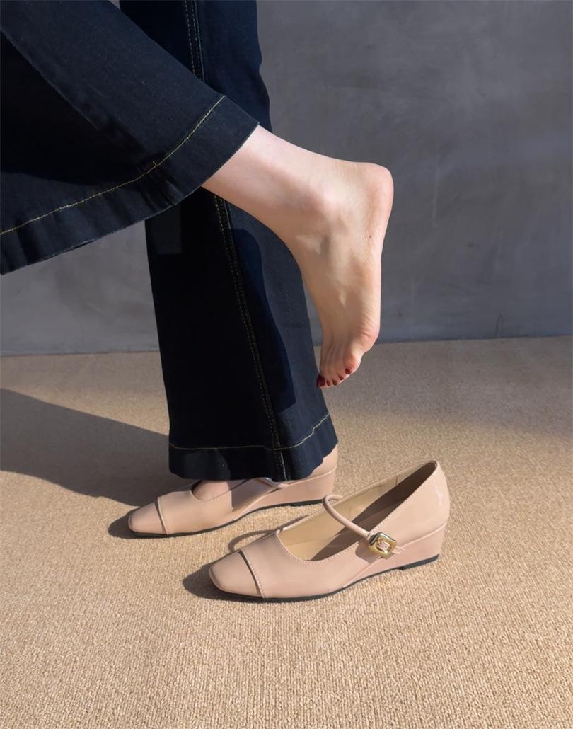 

Весна 2025 новые туфли-лодочки на плоской подошве с круглым носком, в цветовой гамме, с ремешком-пряжкой, универсальная женственность, все туфли Мэри Джейн 39