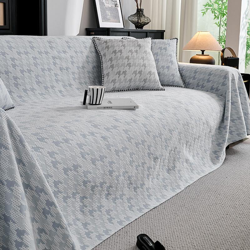 

Ice Silk Sofa Towel Summer Seat Cushion Universal Cover Soft Breathable Cooling Blanket for Home Decor 180*130cm