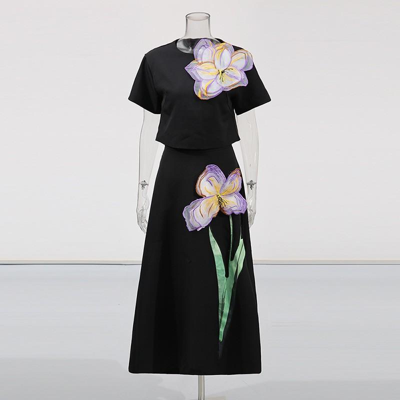 French Temperament Elegant Two-piece Women's Three-dimensional Flower Short-sleeved Top + High-waisted A-line Long Skirt Set