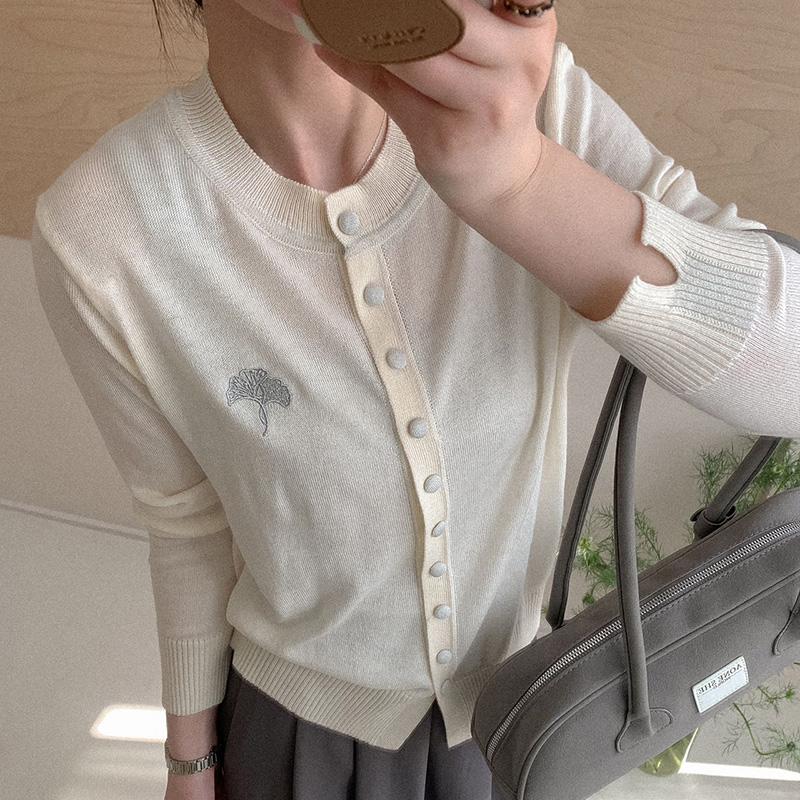 Γυναικεία Ελαφριά Ζακέτα 50% Μαλλί 50% Μετάξι Μουριάς - Ευέλικτα Πλεκτά 4 Εποχών για Άνεση & Στυλ Όλο τον Χρόνο