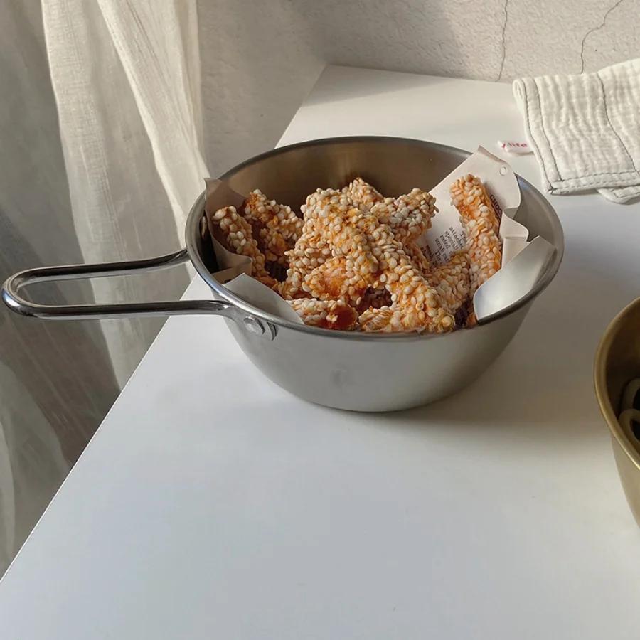 Verdickte Schüssel aus Edelstahl Sus304 mit Griff, Vintage & Schlichtes Design, Goldene Farbe, Mehrzweckschüssel für koreanisches Essen