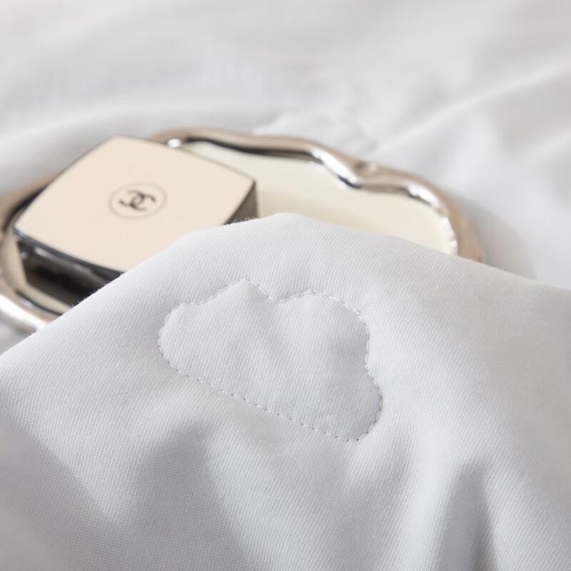 Muji Summer Air Conditioning Quilt