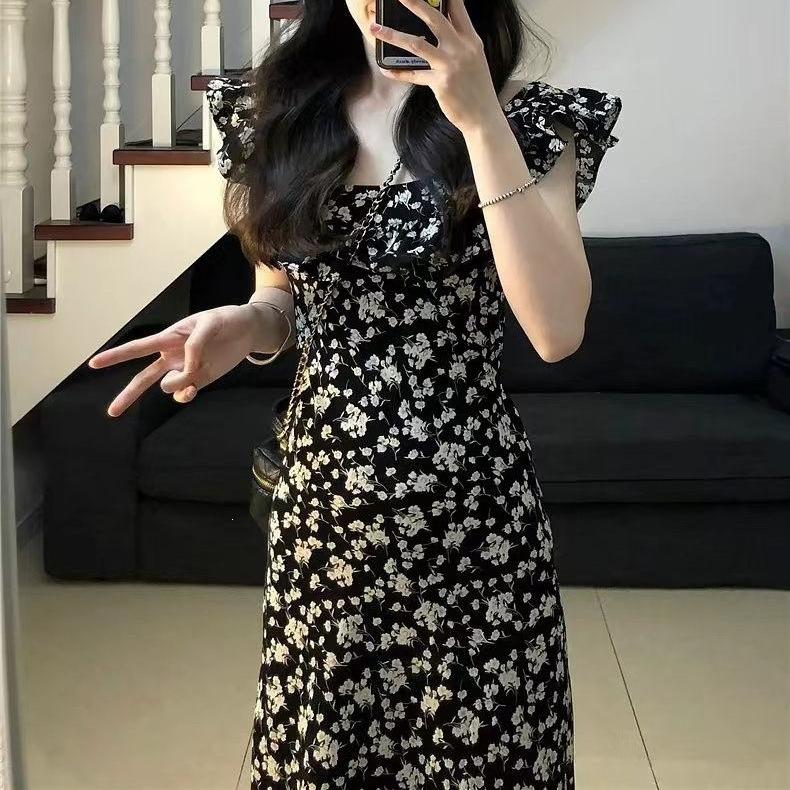 Coffee Break French Black Background White Flower Small Floral Dress Women's Summer Sleeveless Flying Sleeves Retro Style Waist Thin Long Dress