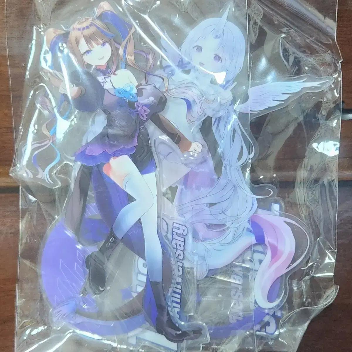 

Stellive 1st Anniversary Canna, Uni Acrylic Stand