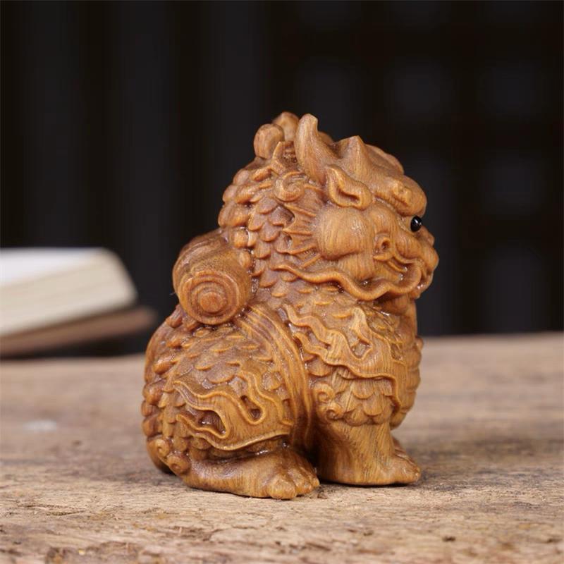 Thuja sutchuenensis Solid Wood Carved Tea Toys Kirin Tea Pet Ornament Home Crafts and Cultural Toys Kung Fu Tea Set Accessories