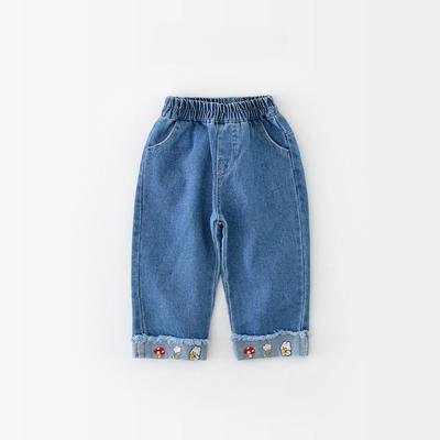 Mädchen neue Herbsthose Kleines Mädchen gerade gewaschene Jeans Kinder Pilz bestickte Hose