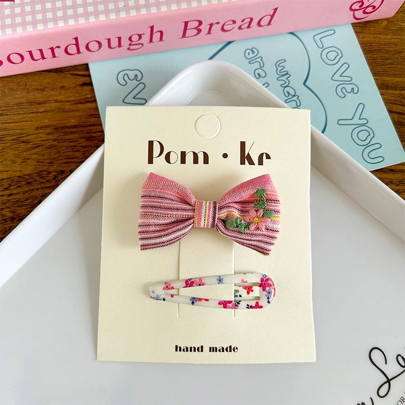 Haarspange Haarnadel im koreanischen Stil mit Karomuster und Blume